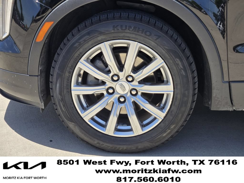 Used 2023 Cadillac XT4 Premium Luxury FWD image 17