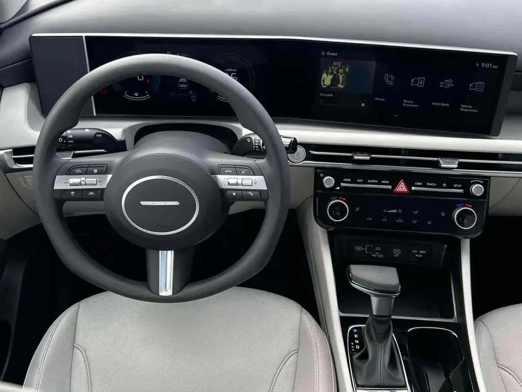 New 2026 Hyundai Tucson SEL image 17