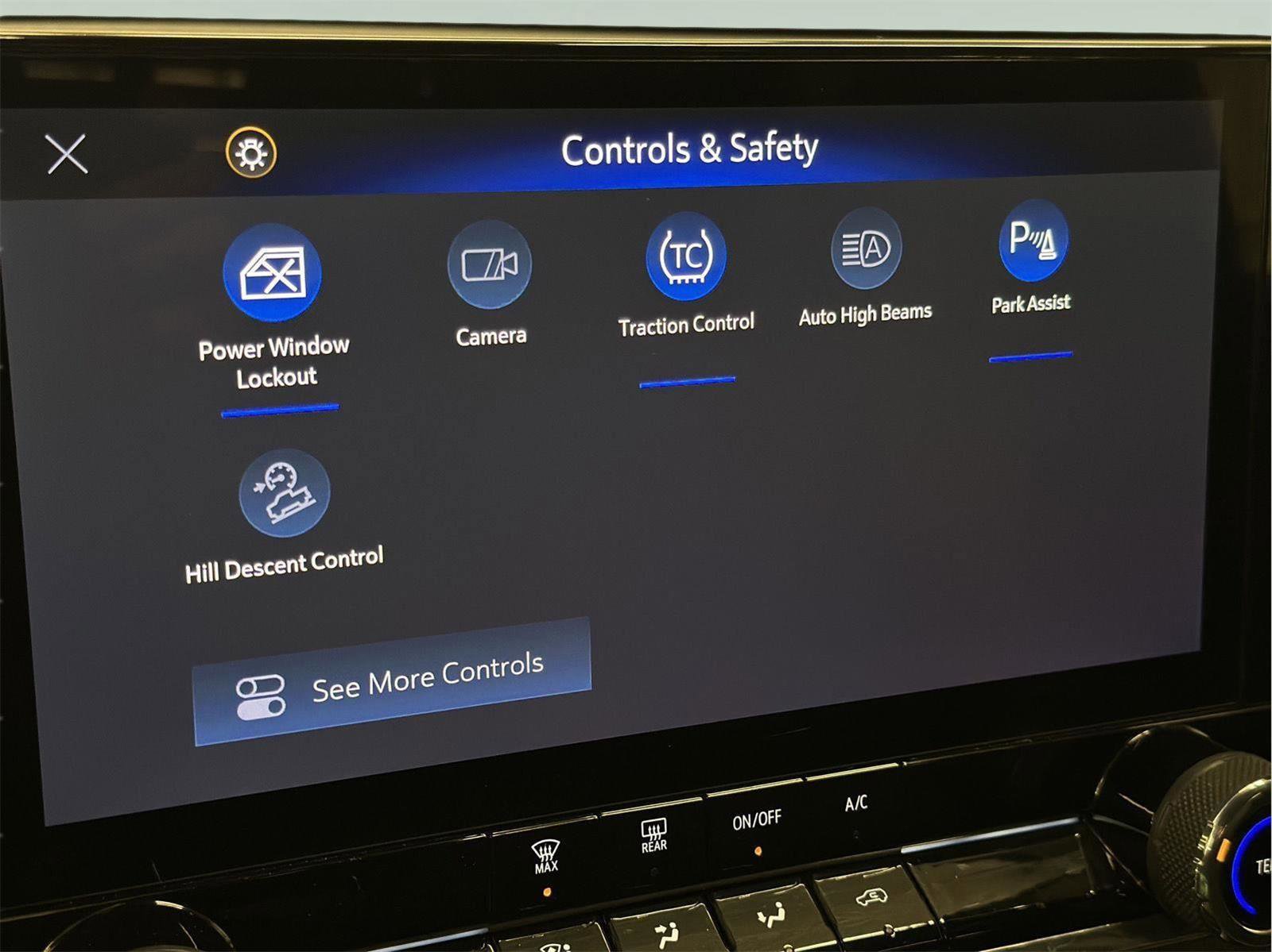 Certified 2024 Chevrolet Colorado Trail Boss w/ LPO, Dark Essentials Package image 32