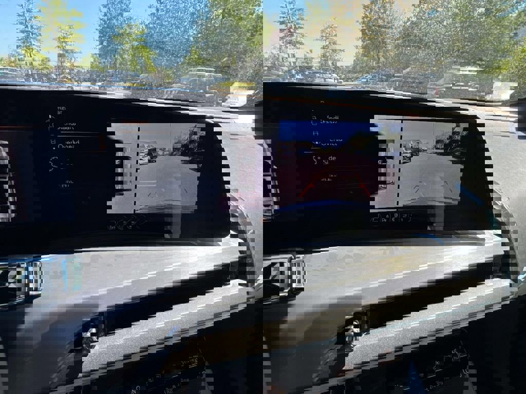 New 2026 Cadillac Vistiq Sport image 13