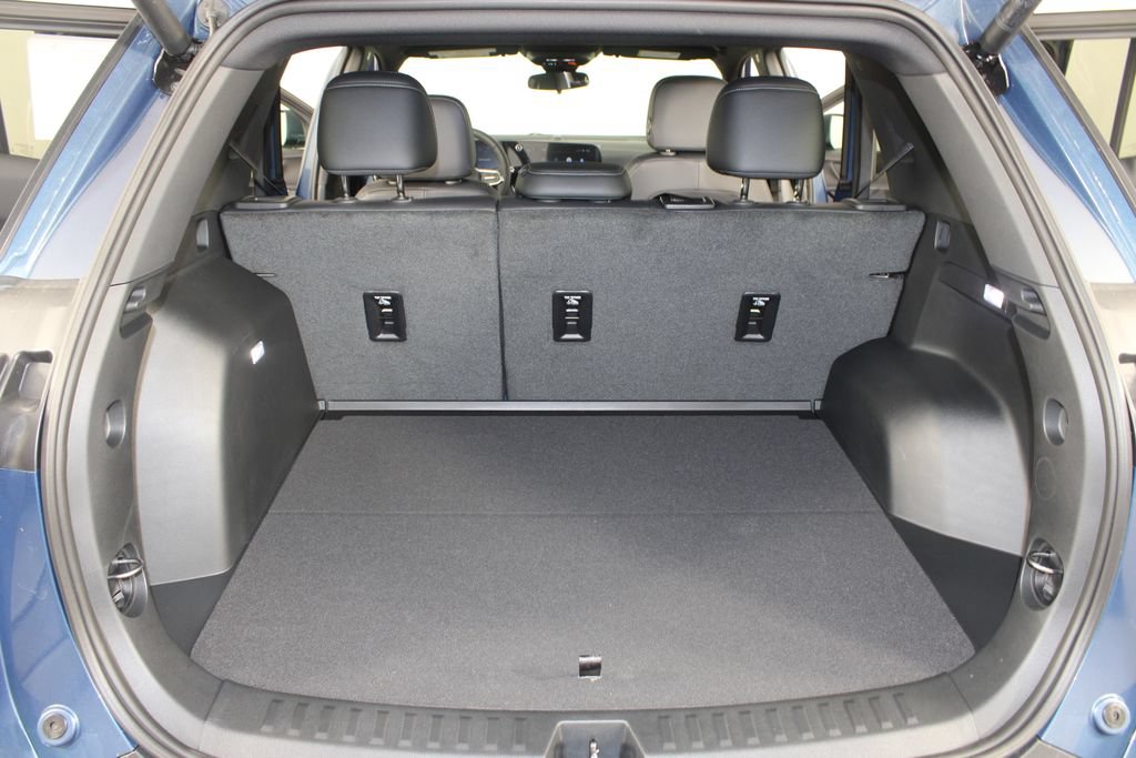 New 2027 Chevrolet Equinox LT w/ Convenience Package II FWD image 17