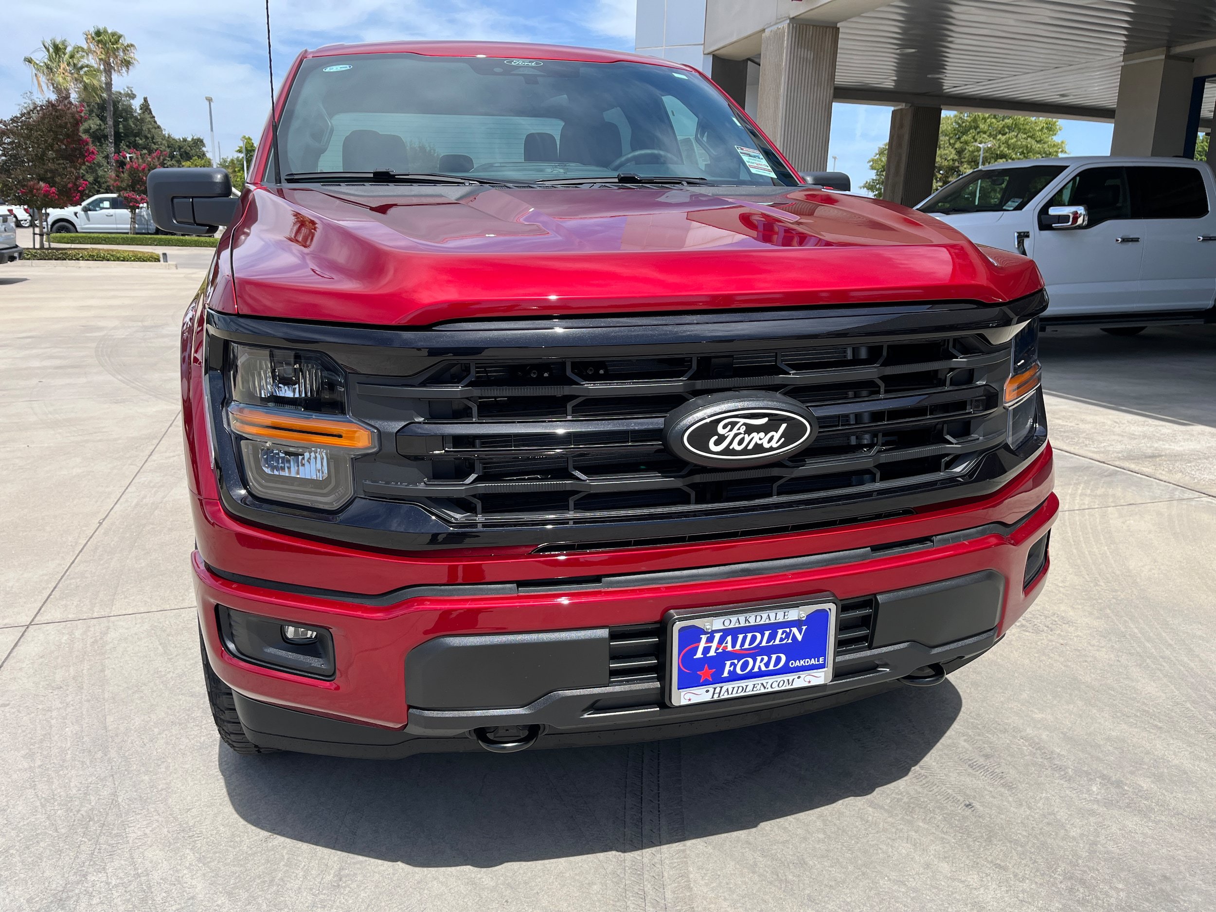 New 2026 Ford F150 XLT w/ FX4 Off-Road Package AWD/4WD image 4