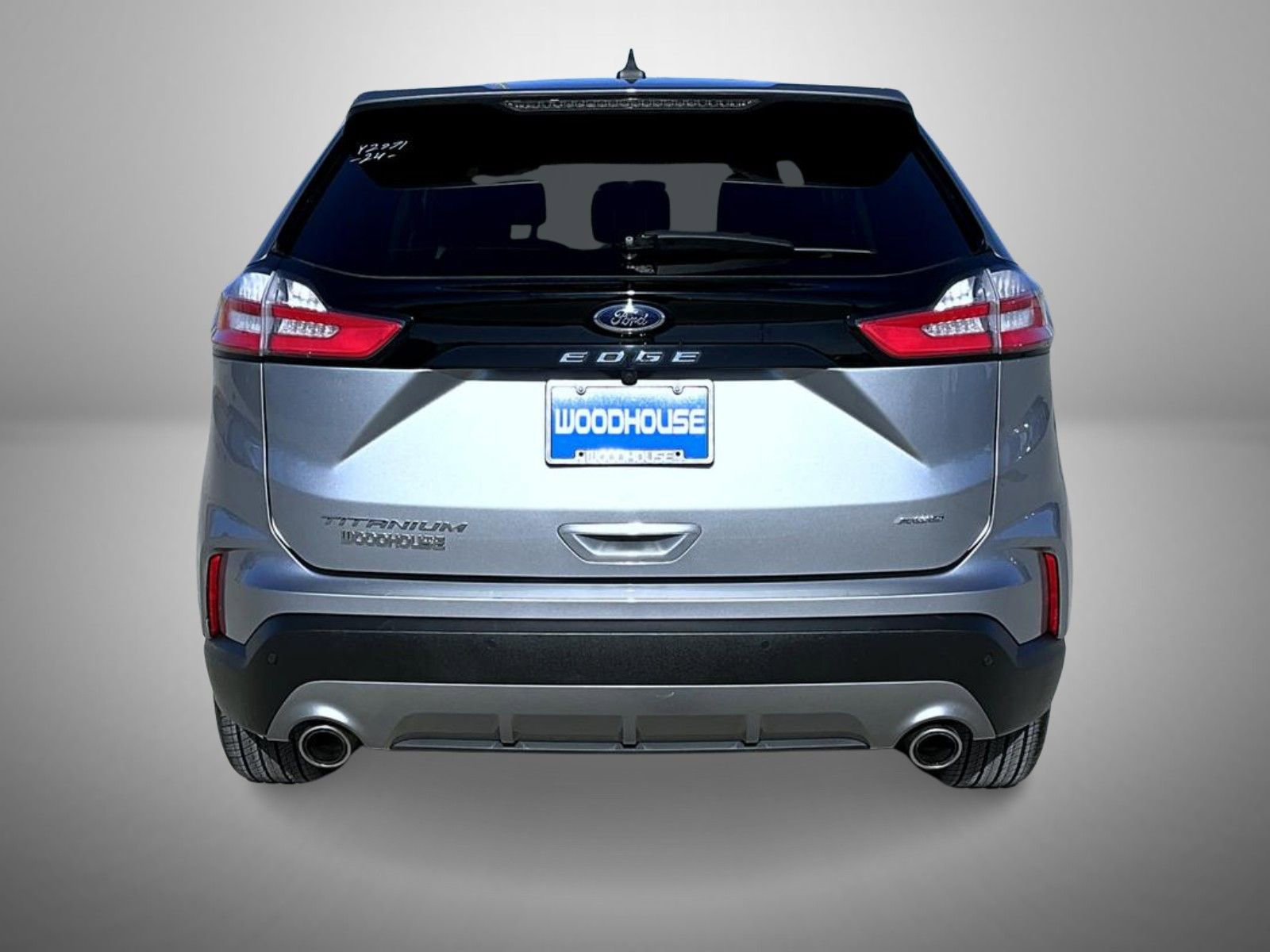 Used 2024 Ford Edge Titanium image 6