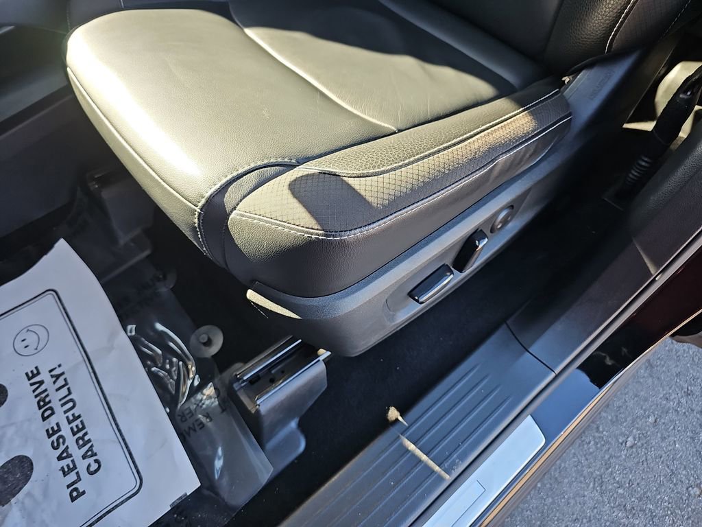 Used 2023 Nissan Pathfinder SL w/ SL Premium Package image 34