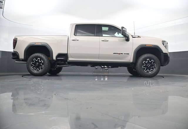 New 2026 GMC Sierra 2500 AT4X w/ LPO, Black Badging Package AWD/4WD image 24