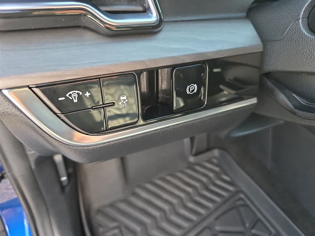 Used 2023 Kia Sportage X-Line AWD/4WD image 13