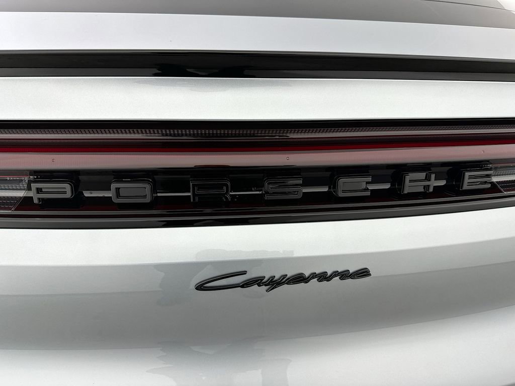 New 2026 Porsche Cayenne Coupe image 35