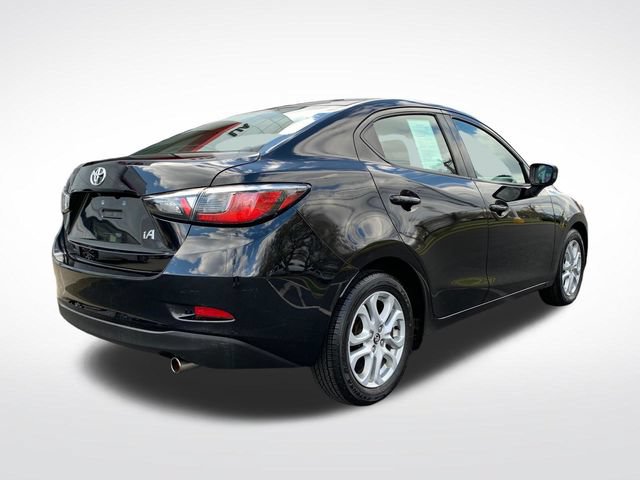 Used 2017 Toyota Yaris iA FWD video 3