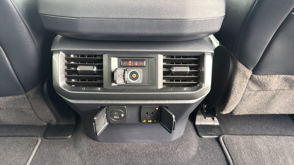 Certified 2023 Ford F150 Lariat w/ Equipment Group 502A High AWD/4WD image 37