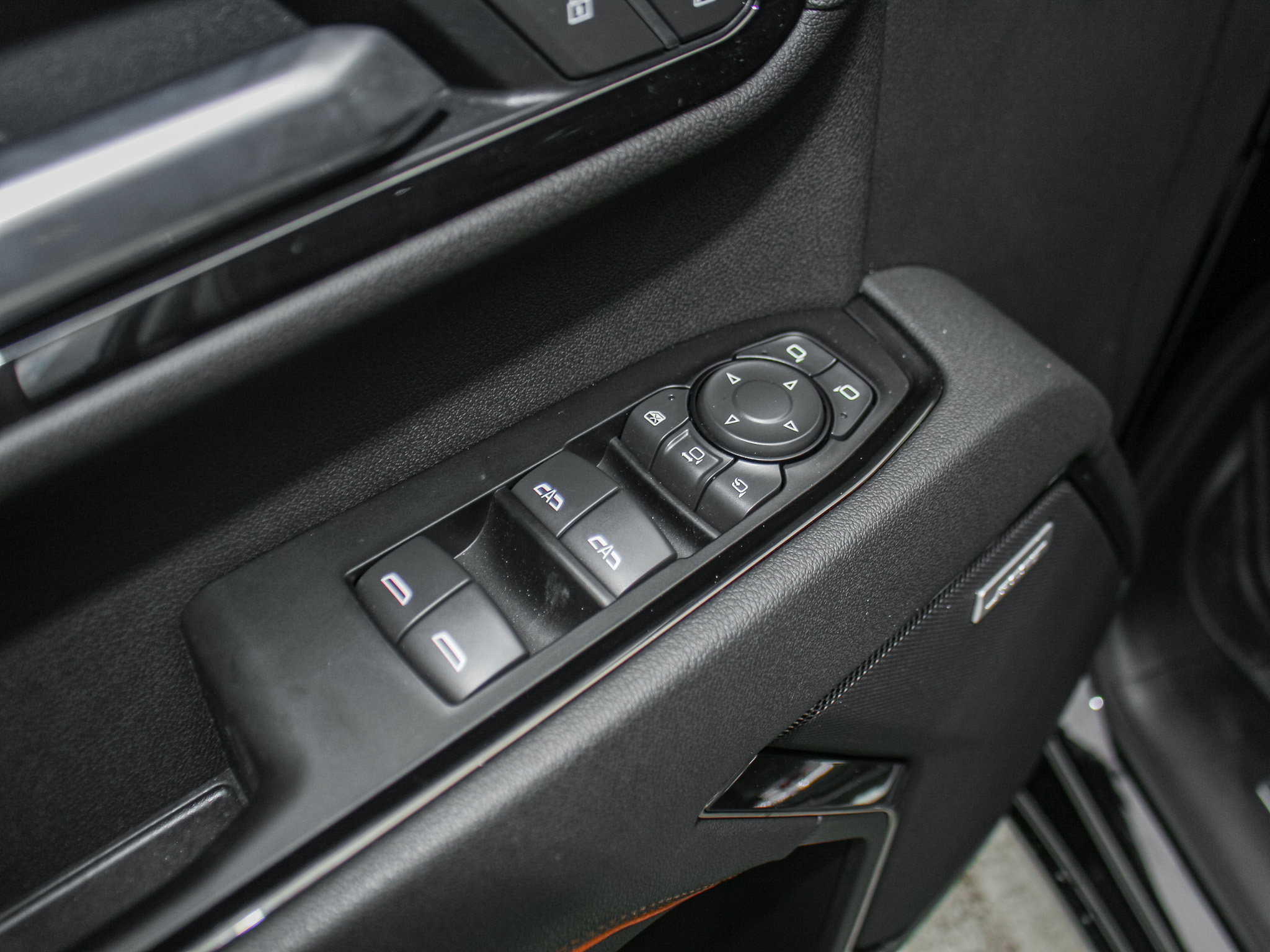 Used 2026 GMC Sierra 2500 AT4 AWD/4WD image 15