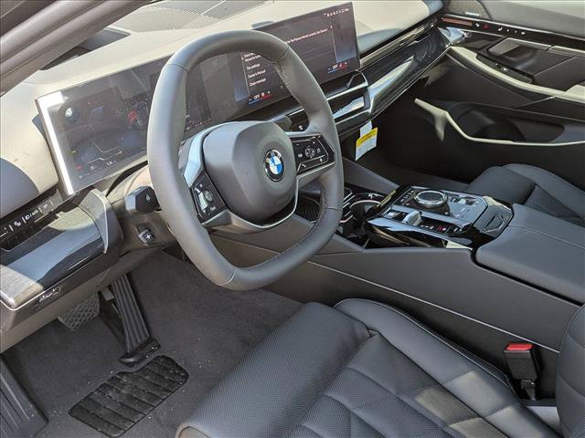 Used 2026 BMW 530i xDrive w/ Premium Package AWD/4WD image 3