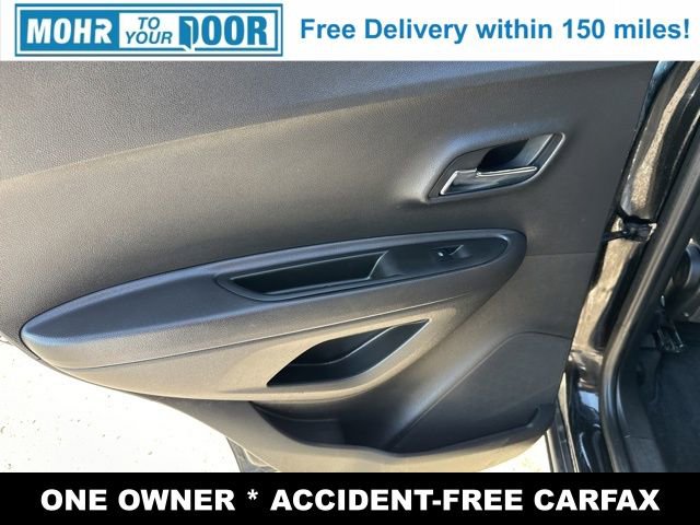 Used 2020 Chevrolet Trax LS w/ Tint and Cruise Package image 32