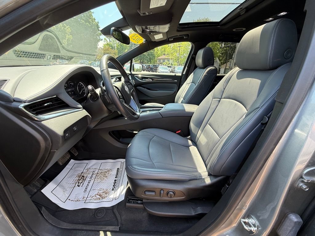 Used 2023 Buick Enclave Essence w/ Experience Buick Package AWD/4WD image 17