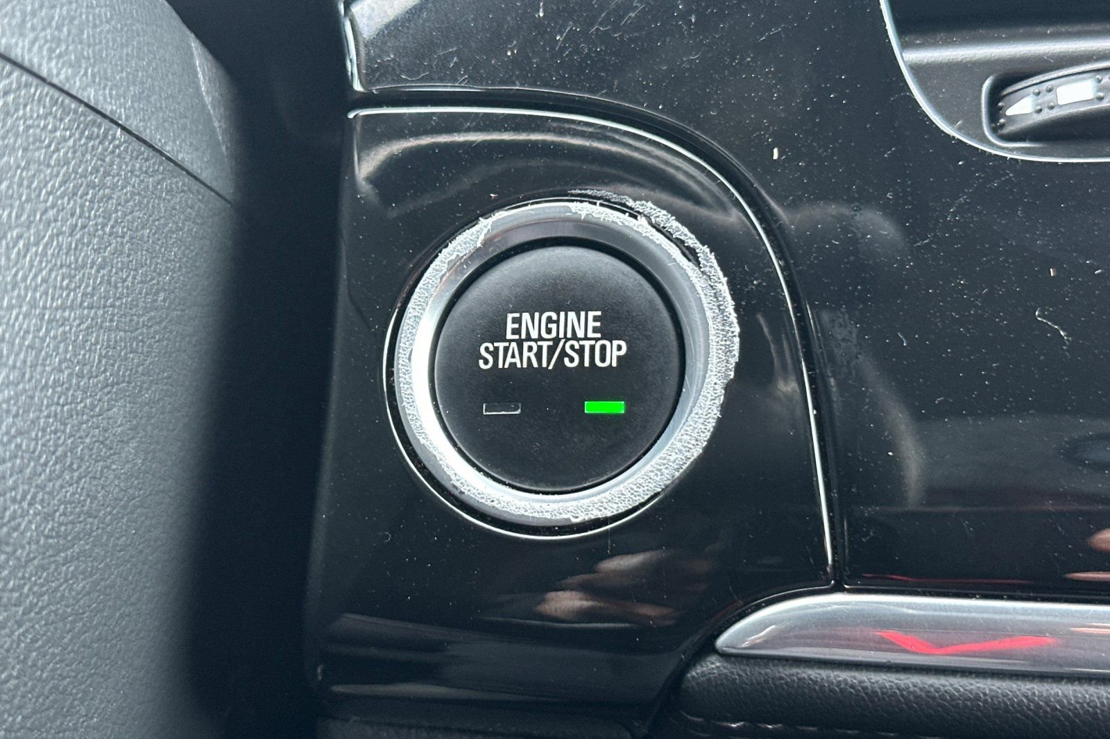 Used 2020 Buick Encore Preferred image 30