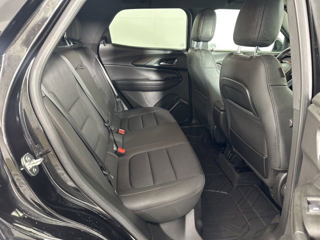 Used 2023 Chevrolet TrailBlazer RS w/ Convenience Package image 16