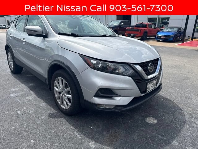 Certified 2022 Nissan Rogue Sport SV w/ Technology Package AWD/4WD image 1