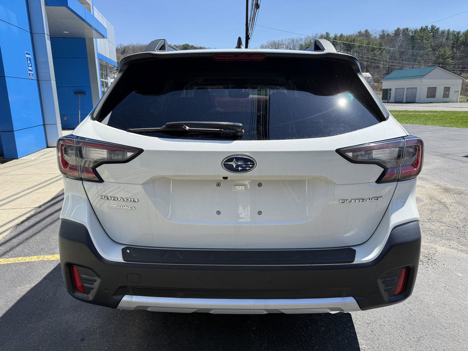 Used 2022 Subaru Outback Limited AWD/4WD image 6