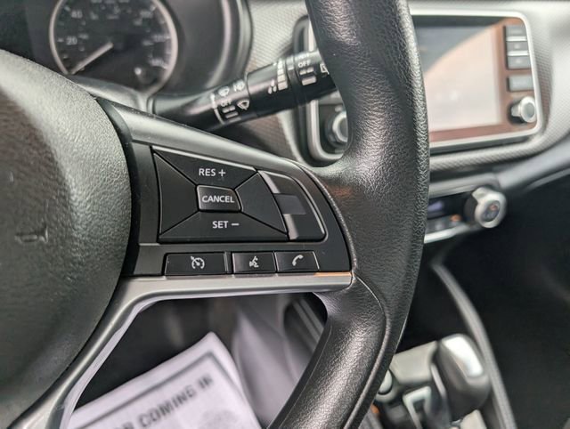 Certified 2020 Nissan Kicks SV FWD image 17