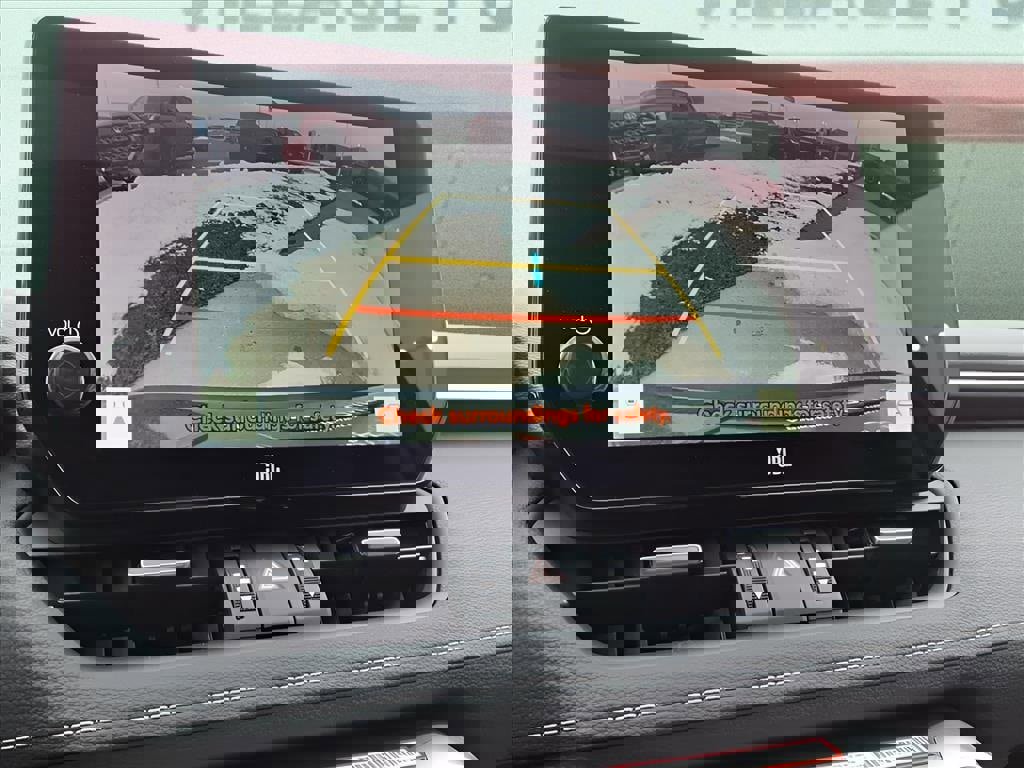 New 2025 Toyota RAV4 XLE Premium image 15