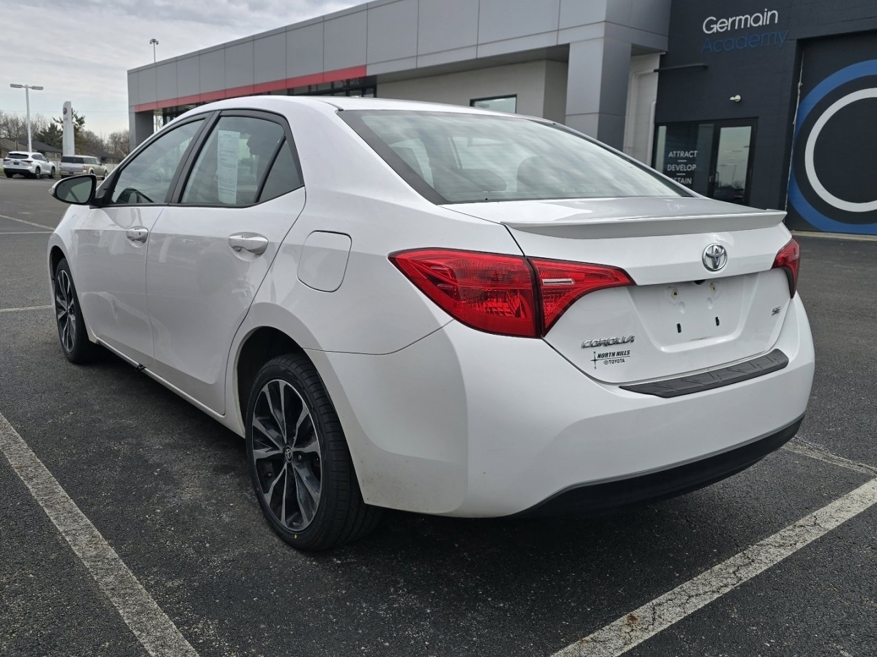 Used 2017 Toyota Corolla SE image 5