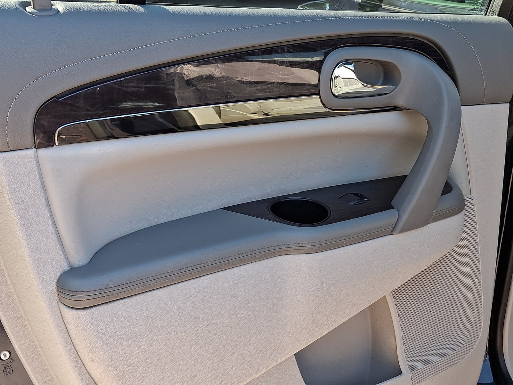 Used 2017 Buick Enclave Convenience FWD image 17