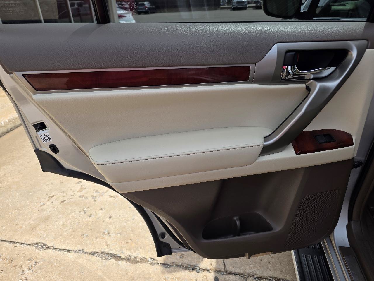 Used 2013 Lexus GX 460 w/ Comfort Plus Pkg AWD/4WD image 25