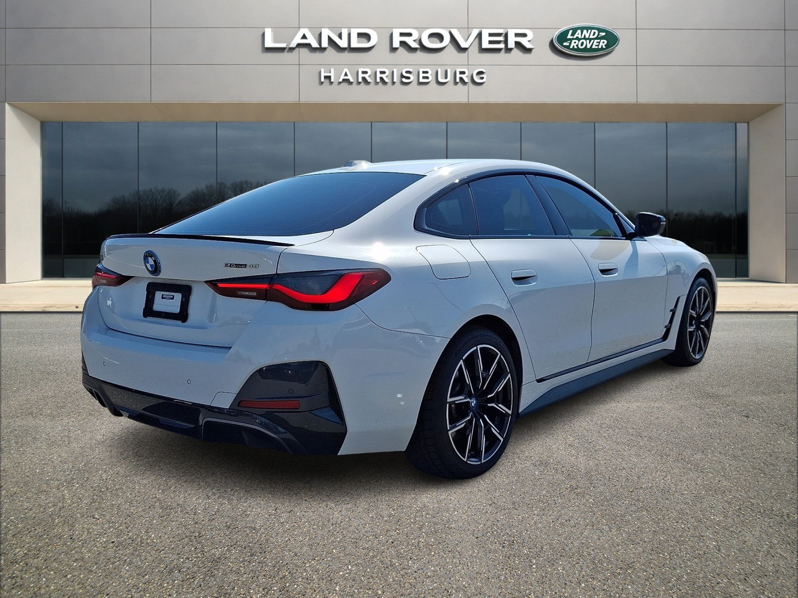Used 2023 BMW i4 eDrive40 w/ M Sport Package RWD image 4