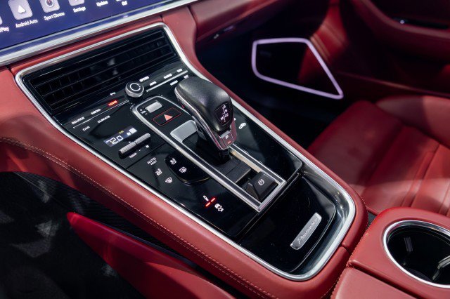 Used 2022 Porsche Panamera GTS w/ Premium Package image 46