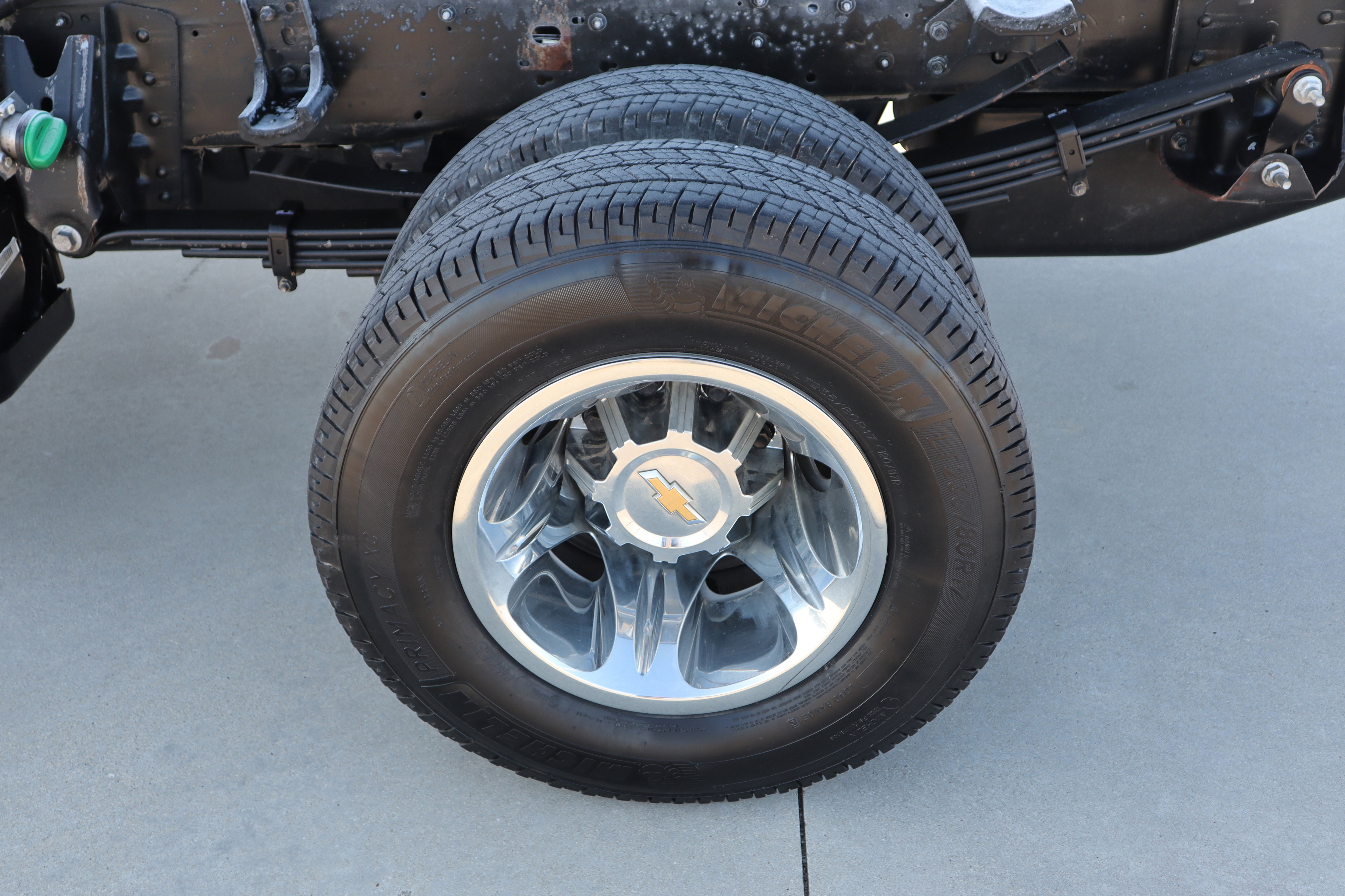 Used 2024 Chevrolet Silverado 3500 LT w/ Convenience Package image 10