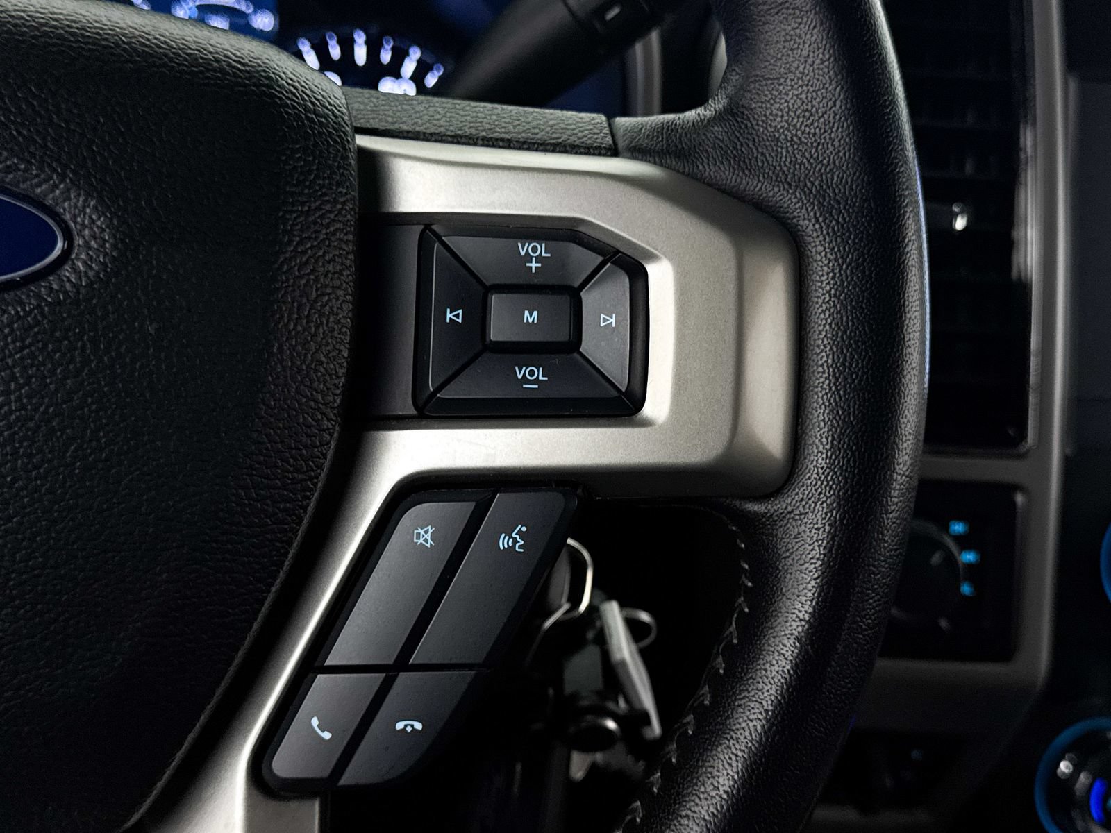 Used 2021 Ford F250 Lariat w/ Lariat Value Package AWD/4WD image 33