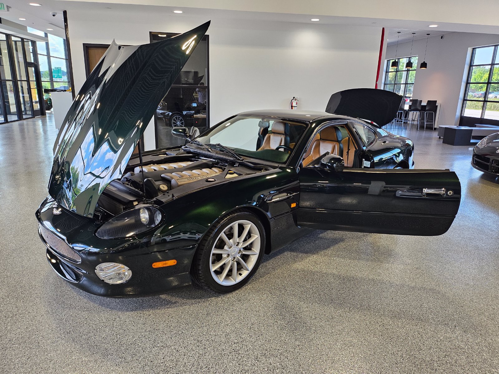 Used 2003 Aston Martin DB7 Vantage RWD image 21