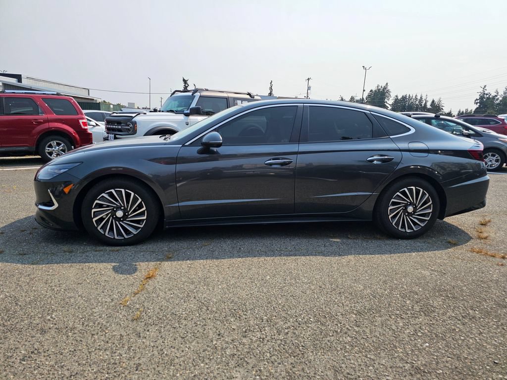 Used 2022 Hyundai Sonata Limited FWD image 4