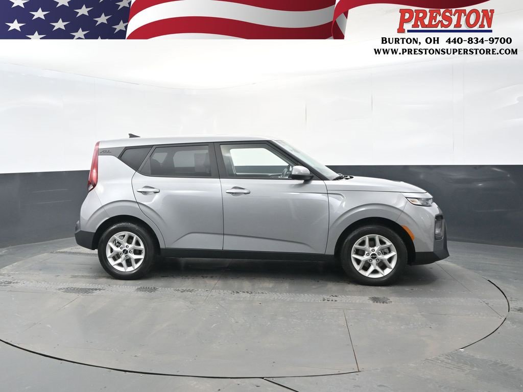 Certified 2022 Kia Soul LX w/ Technology Package