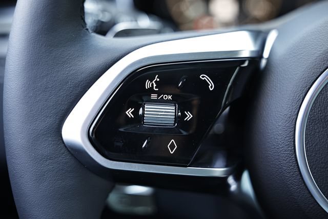 New 2024 Jaguar XF R-Dynamic SE AWD/4WD image 44
