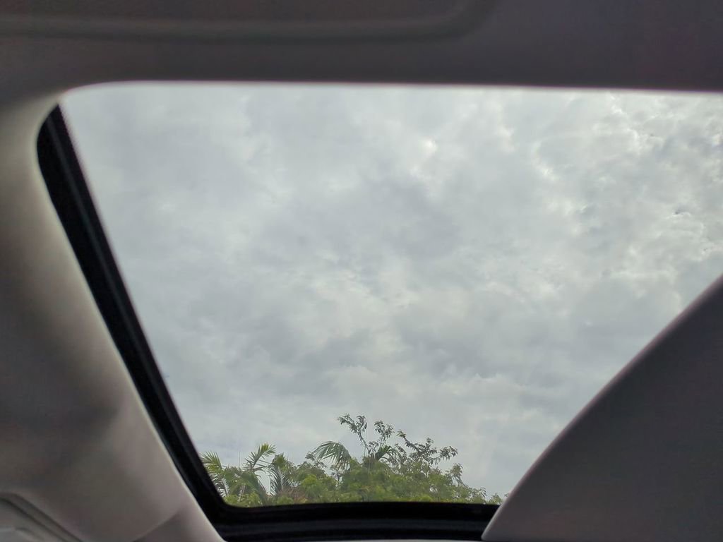 Certified 2025 Acura RDX SH-AWD w/ Advance Package image 20