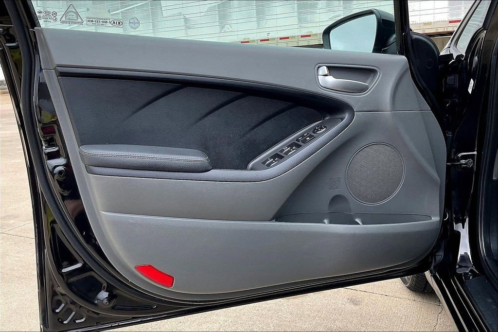 Used 2017 Kia Forte LX w/ LX Popular Package image 22