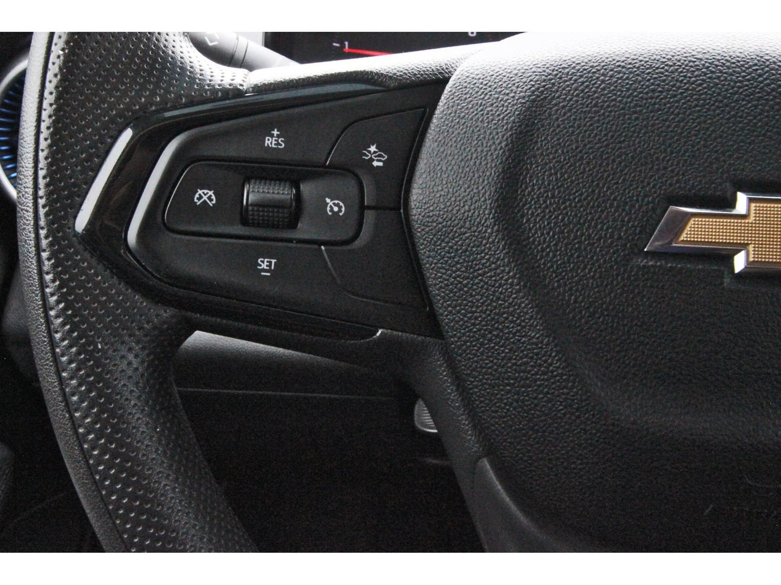 Used 2024 Chevrolet Trax LS w/ LS Convenience Package FWD image 18