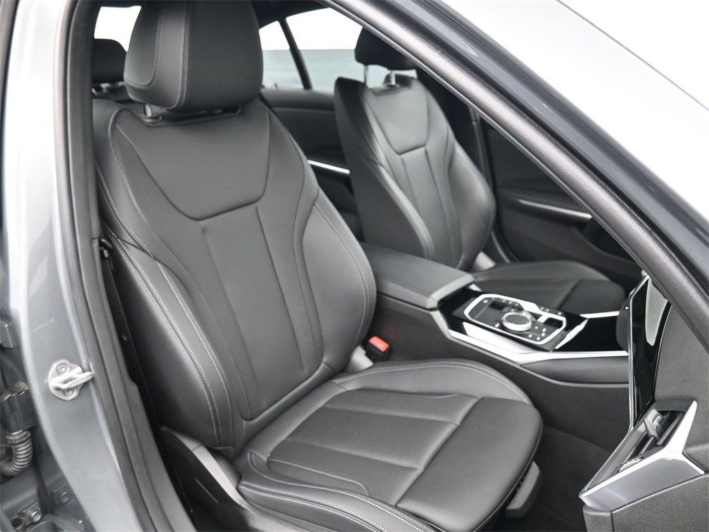 Certified 2023 BMW 330i Sedan w/ Driving Assistance Package image 17