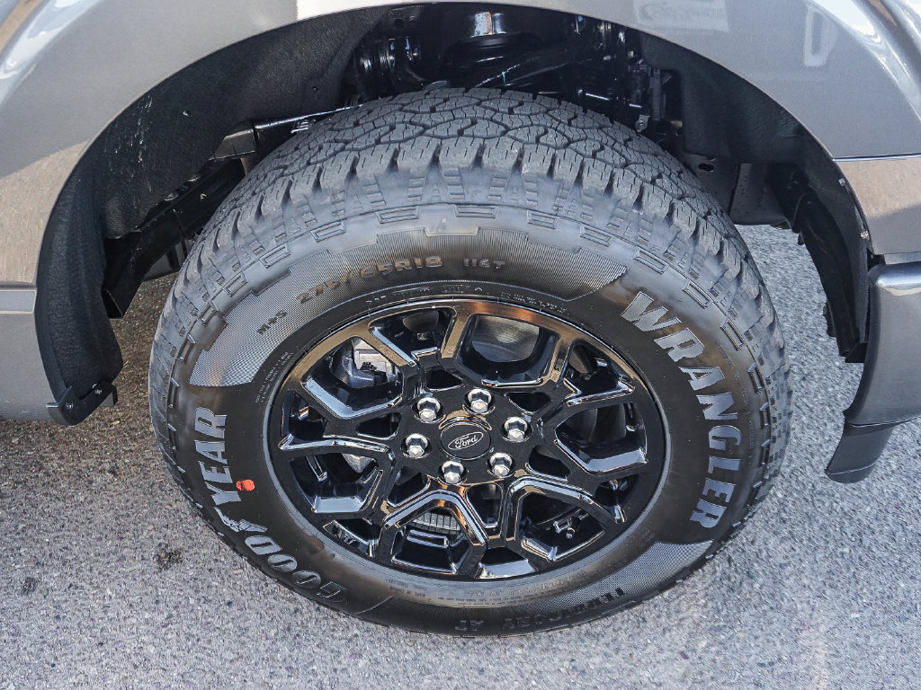 New 2026 Ford F150 XLT w/ Equipment Group 302A MID AWD/4WD image 9