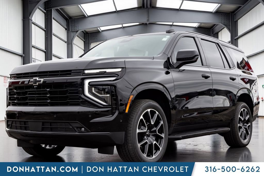 Used 2025 Chevrolet Tahoe RST AWD/4WD image 1