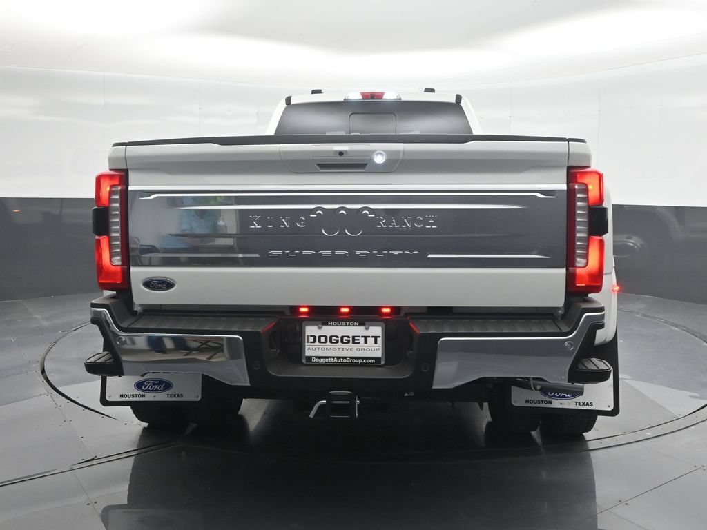 New 2026 Ford F450 King Ranch w/ Chrome Package AWD/4WD image 17