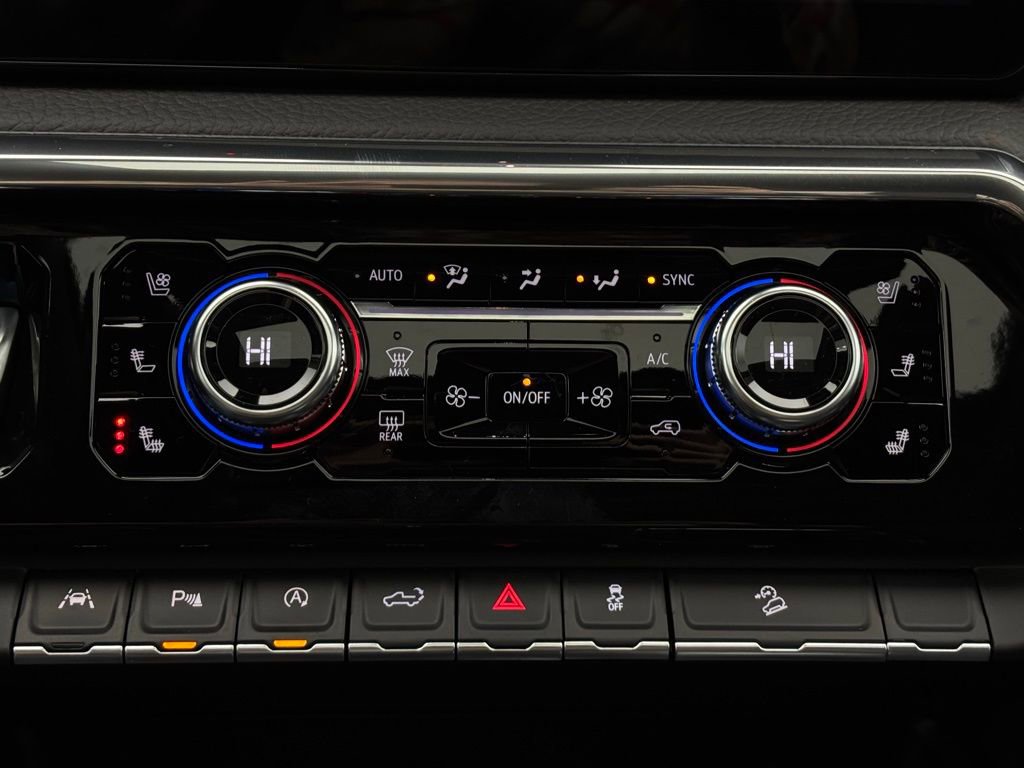 New 2026 GMC Sierra 1500 Denali w/ Denali Reserve Package image 21