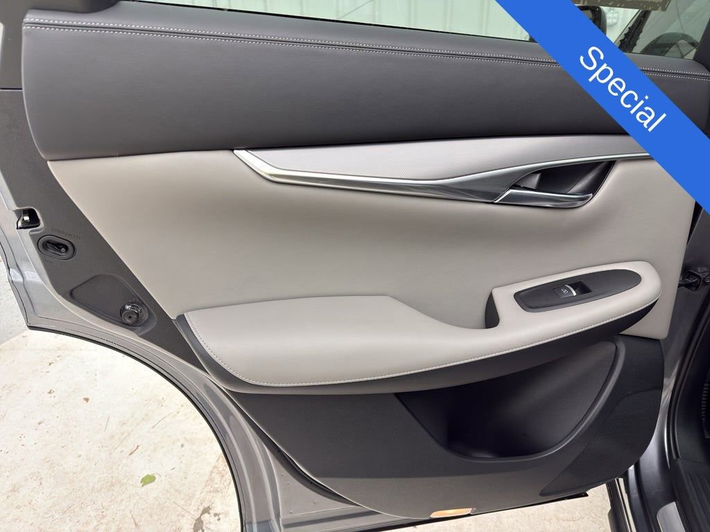 Used 2023 INFINITI QX50 Luxe image 17