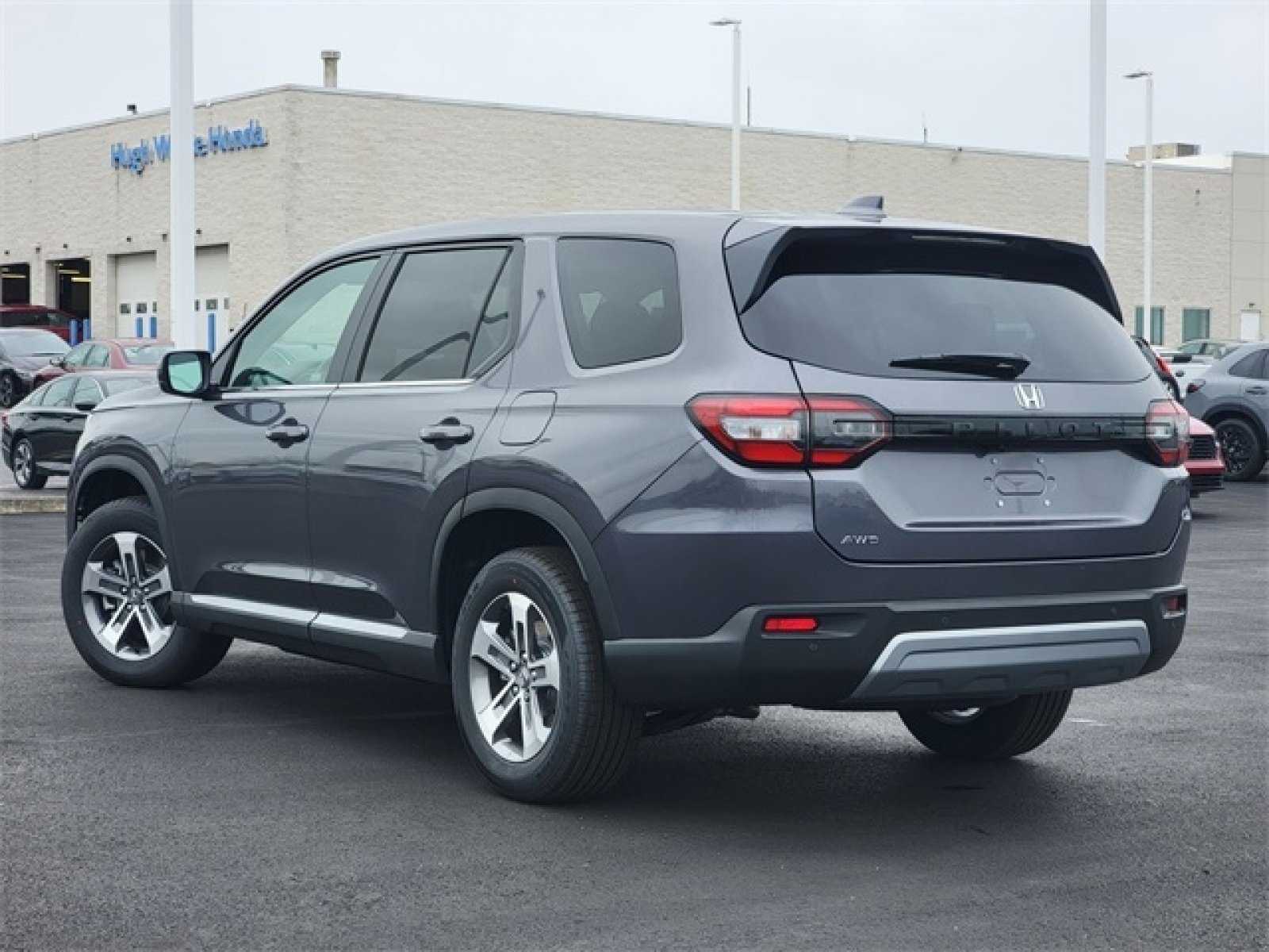 New 2025 Honda Pilot EX-L image 5