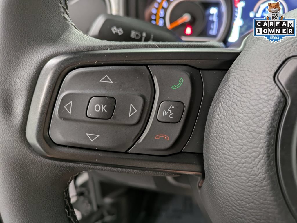 Used 2025 Jeep Gladiator Sport AWD/4WD image 17