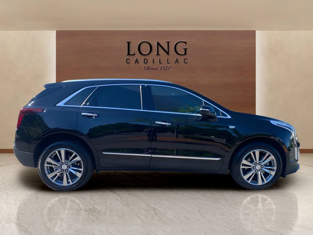 Used 2025 Cadillac XT5 Premium Luxury w/ Technology Package AWD/4WD image 6