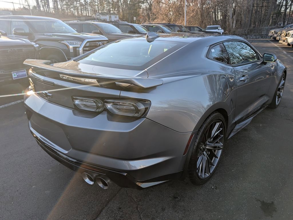 Used 2022 Chevrolet Camaro ZL1 image 7