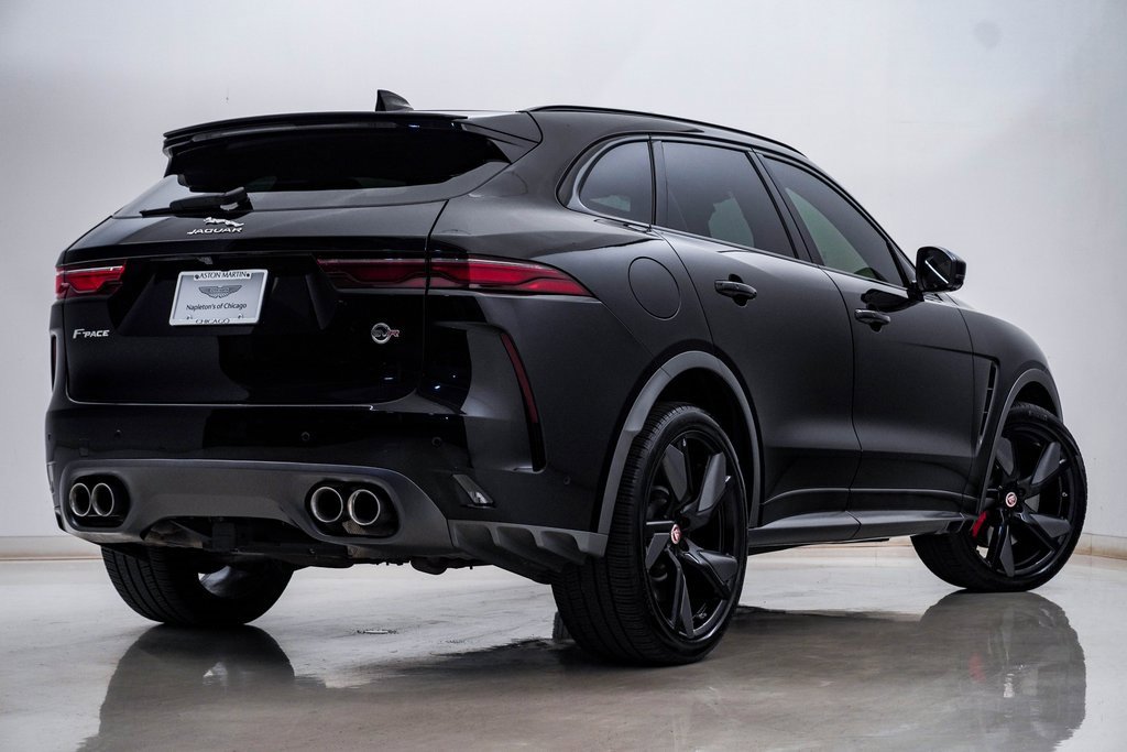 Used 2021 Jaguar F-PACE SVR image 9