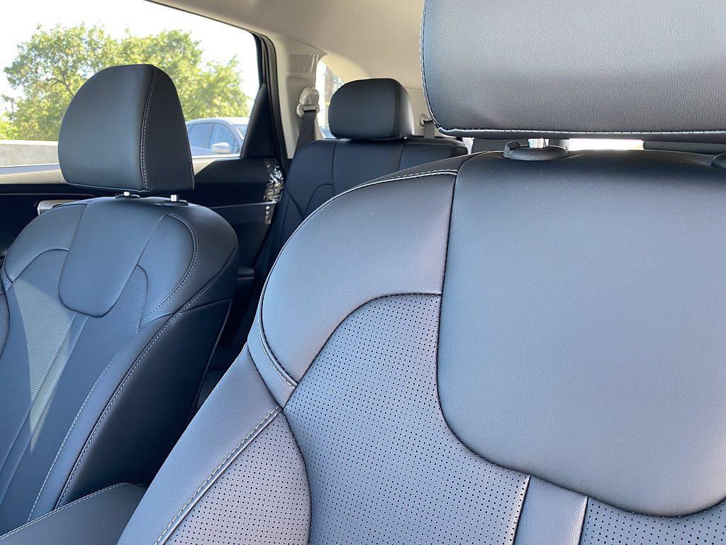 New 2026 Kia Sorento EX FWD image 13