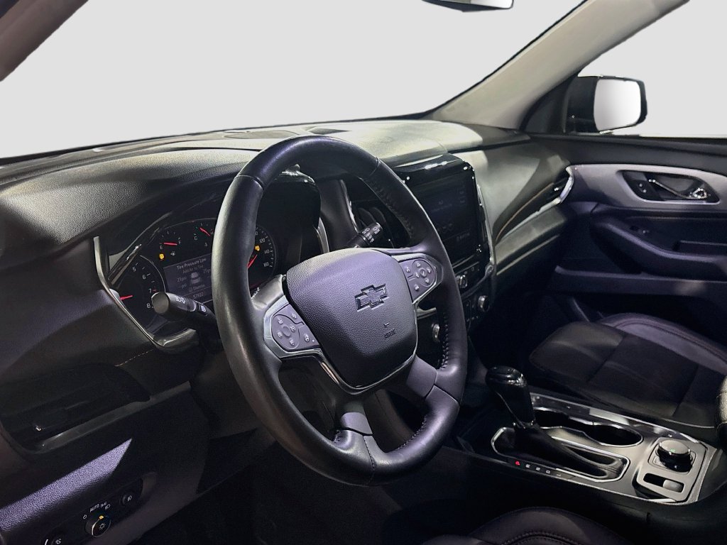 Used 2020 Chevrolet Traverse RS FWD image 18